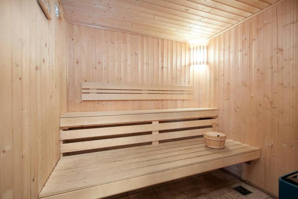Ljarskogar Lodge Hjartharholtskirkja المظهر الخارجي الصورة